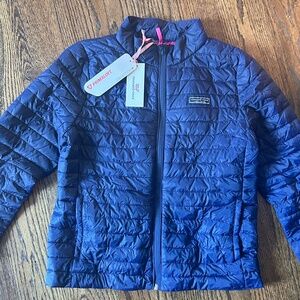 Packable puffer jacket
